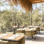 Izz Getaway - Adults Only Hotel 3*