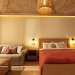 Izz Getaway - Adults Only 3*
