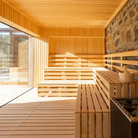 Izz Getaway - Adults Only 3*