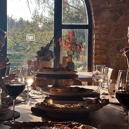 Izz Getaway - Adults Only Hotel