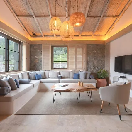 Izz Getaway - Adults Only Hotel 3*