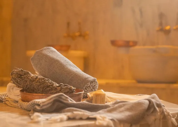 Izz Getaway - Adults Only Otel 3*