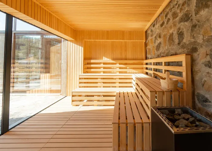 Izz Getaway - Adults Only 3*