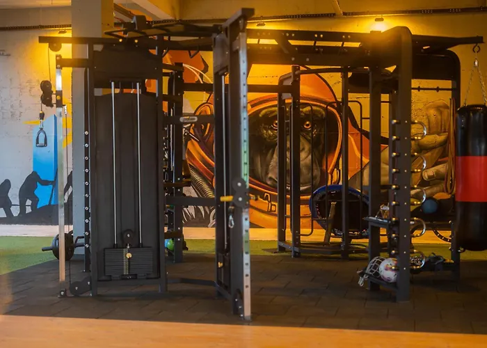 Izz Getaway - Adults Only Otel