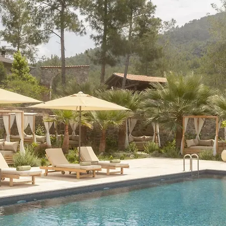 Отель Izz Getaway - Adults Only 3*