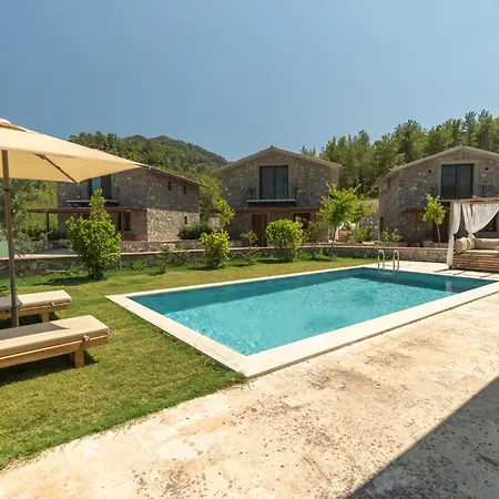 Izz Getaway - Adults Only 3* Гёчек