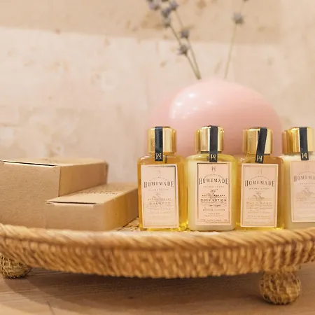 Izz Getaway - Adults Only Отель Гёчек