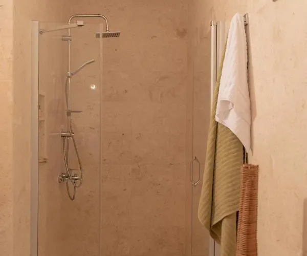 Hotel Izz Getaway - Adults Only