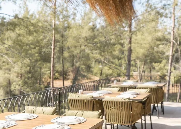 Izz Getaway - Adults Only Szálloda 3*